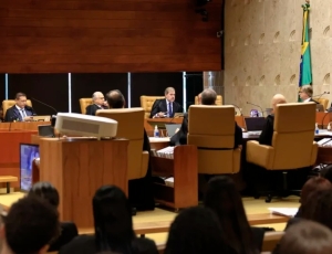 Ministros suspeitam que gravação de reunião seria parte de plano para chantagem