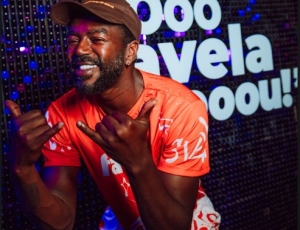 Camarote Favela celebra três anos com rebranding e primeiros dias de agito na Sapucaí