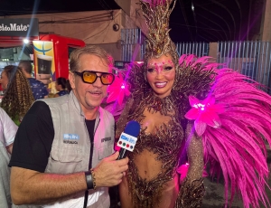 Musa da verde e rosa, Karinah exalta legado de Mestre Sacaca na concentração da Mangueira e destaca simbolismo do Amapazeiro no Carnaval 2026