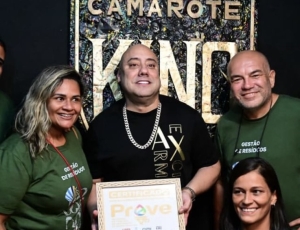 Inclusão, emoção e celebração marcam os últimos dias de folia no Camarote King