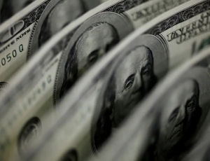 Bolsa bate recorde e dólar cai para R$ 5,17 com fim de tarifaço