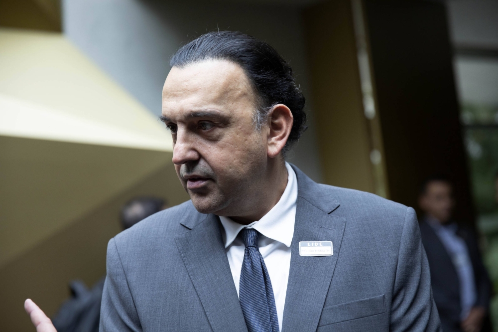 Vice de Tarcísio é investigado por suspeita de lavagem 