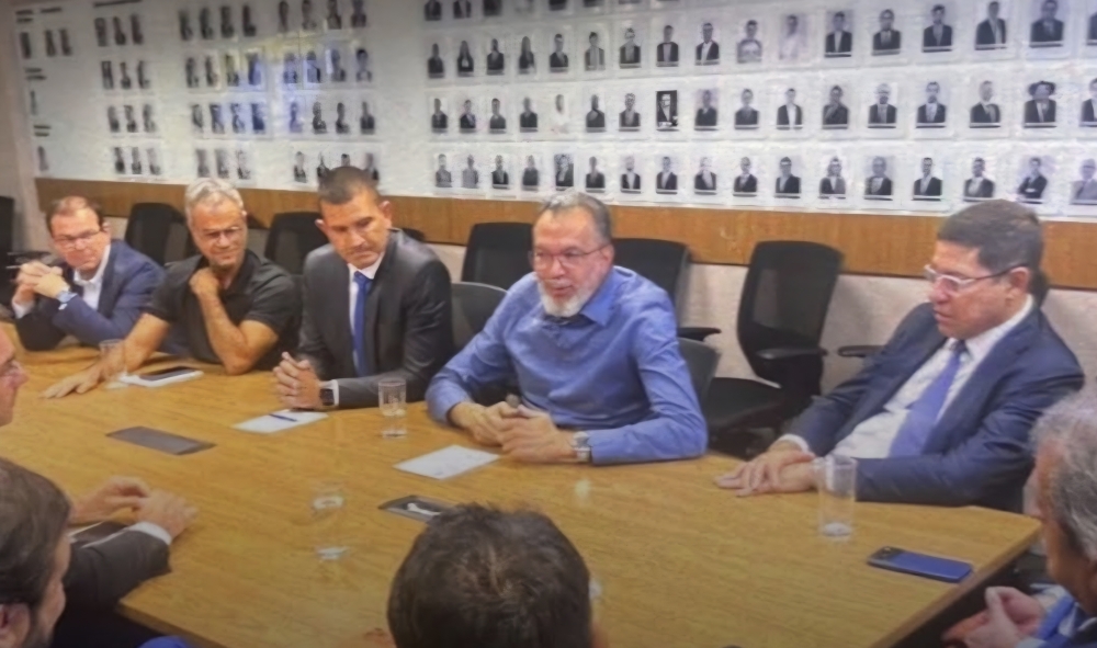 Direita fluminense anuncia chapa completa com Douglas Ruas para governador, Lisboa Vice e Castro e Canella no Senado