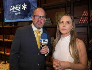Coronel Elaine Ferreira, com 28 anos de carreira, apresenta visão abrangente sobre segurança pública durante evento da ANB Black