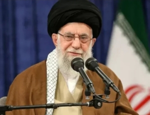 MORTE CONFIRMADA Khamenei está morto, diz mídia estatal iraniana