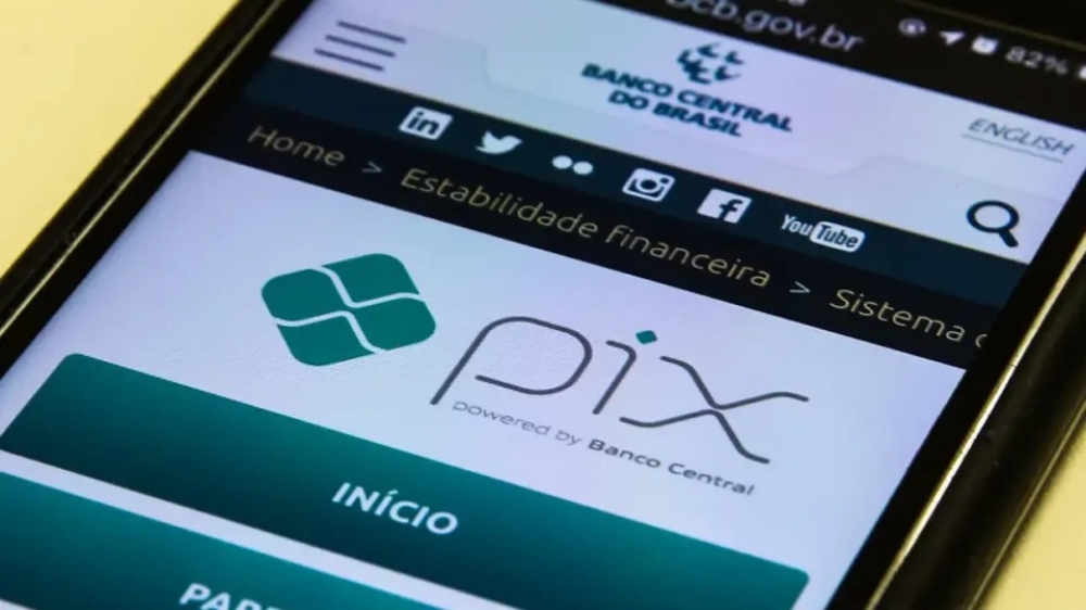 Pix por aproximação completa um ano com baixa adesão
