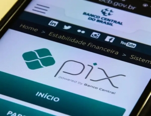 Pix por aproximação completa um ano com baixa adesão