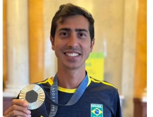 Caio Bonfim ganha prata em etapa mundial da marcha atlética na China