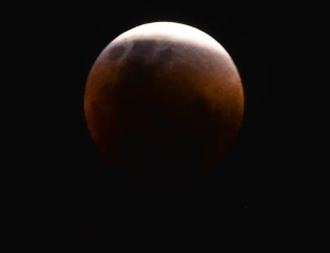 Saiba como será a Lua de Sangue na próxima terça-feira