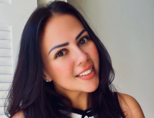 Flávia Gomes está no Brasil para lançar livro e ministrar consultorias sobre internacionalização empresarial