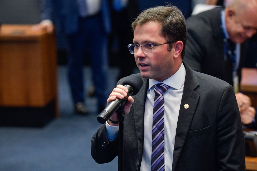 Sergio Fernandes cobra regulamentação de lei que inclui professores da educação infantil na carreira do magistério