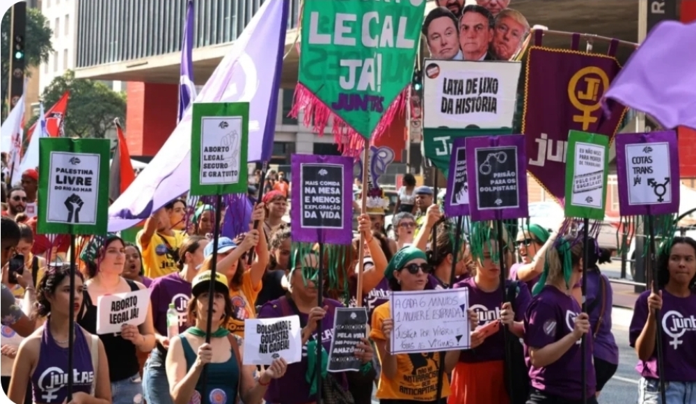 Atos pelo Dia Internacional da Mulher tomam as ruas no domingo (8) em todo o Brasil