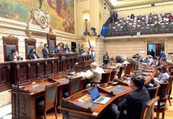 https://www.ultimahoraonline.com.br/noticia/bancadas-de-paes-e-pl-trocam-ataques-enquanto-vereadora-do-pl-faz-declaracoes-polemicas-sobre-pessoas-trans