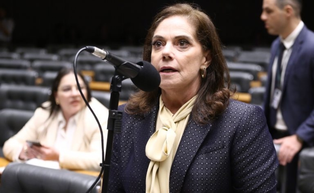 Câmara aprova uso imediato de tornozeleira eletrônica por agressor de mulher que permaneça em risco