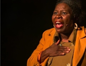 Teatro Municipal de Rio das Ostras recebe estreia da comédia “Querida Mamãe”