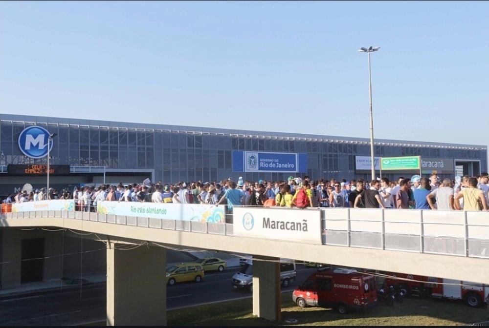 Estação Maracanã do metrô ganha o nome Rei Pelé   