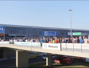 Estação Maracanã do metrô ganha o nome Rei Pelé   
