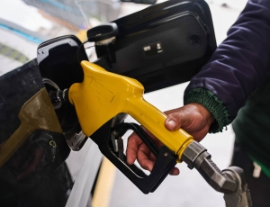 Diesel terá aumento nas refinarias e litro ficará R$ 0,38 mais caro