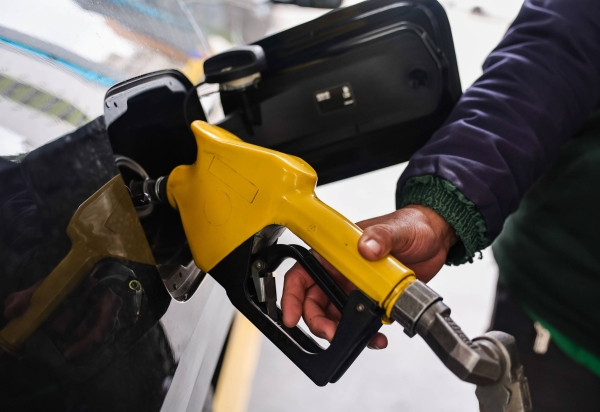 https://www.ultimahoraonline.com.br/noticia/diesel-tera-aumento-nas-refinarias-e-litro-ficara-r-038-mais-caro