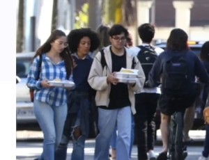 Um em cada quatro jovens não desiste do ensino médio graças ao Pé-de-Meia, diz estudo