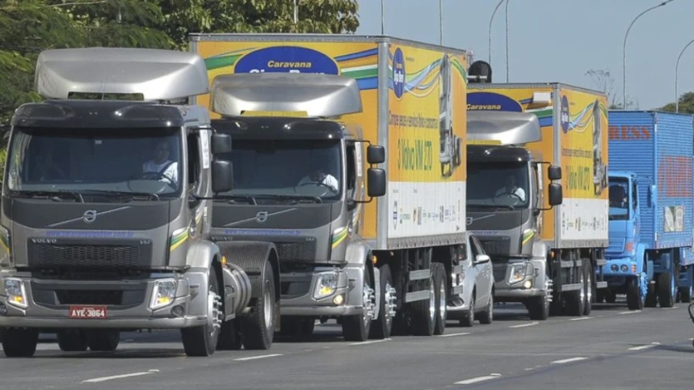 Nova greve dos caminhoneiros pode começar na quinta-feira, diz Abrava, após reajuste da Petrobras elevar diesel e aumentar tensão no transporte
