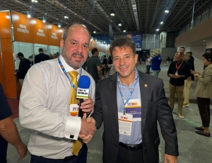  Carlo Caiado defende turismo de negócios e nova Força Municipal como respostas aos desafios do Rio, no coração da maior feira de supermercados da América Latina,