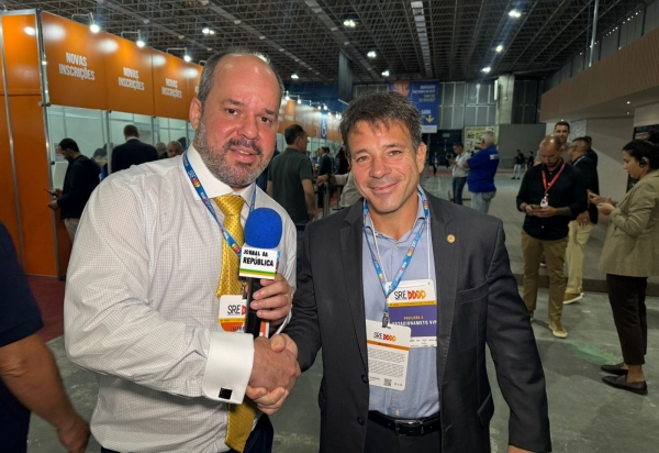  Carlo Caiado defende turismo de negócios e nova Força Municipal como respostas aos desafios do Rio, no coração da maior feira de supermercados da América Latina,