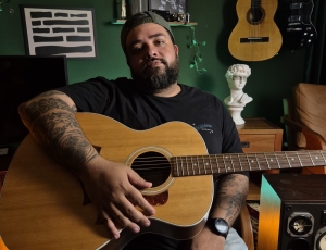 DEKO lança “Meu Lar” com Yeti Reggae Club e consolida nova fase como intérprete