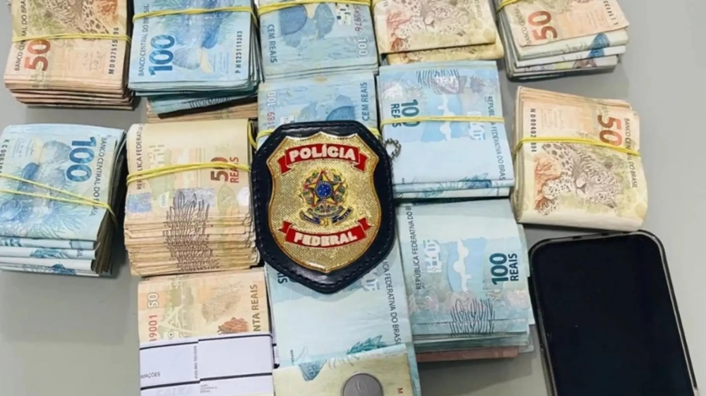 Assessor ligado ao PL é preso em operação da Polícia Federal com apreensão milionária