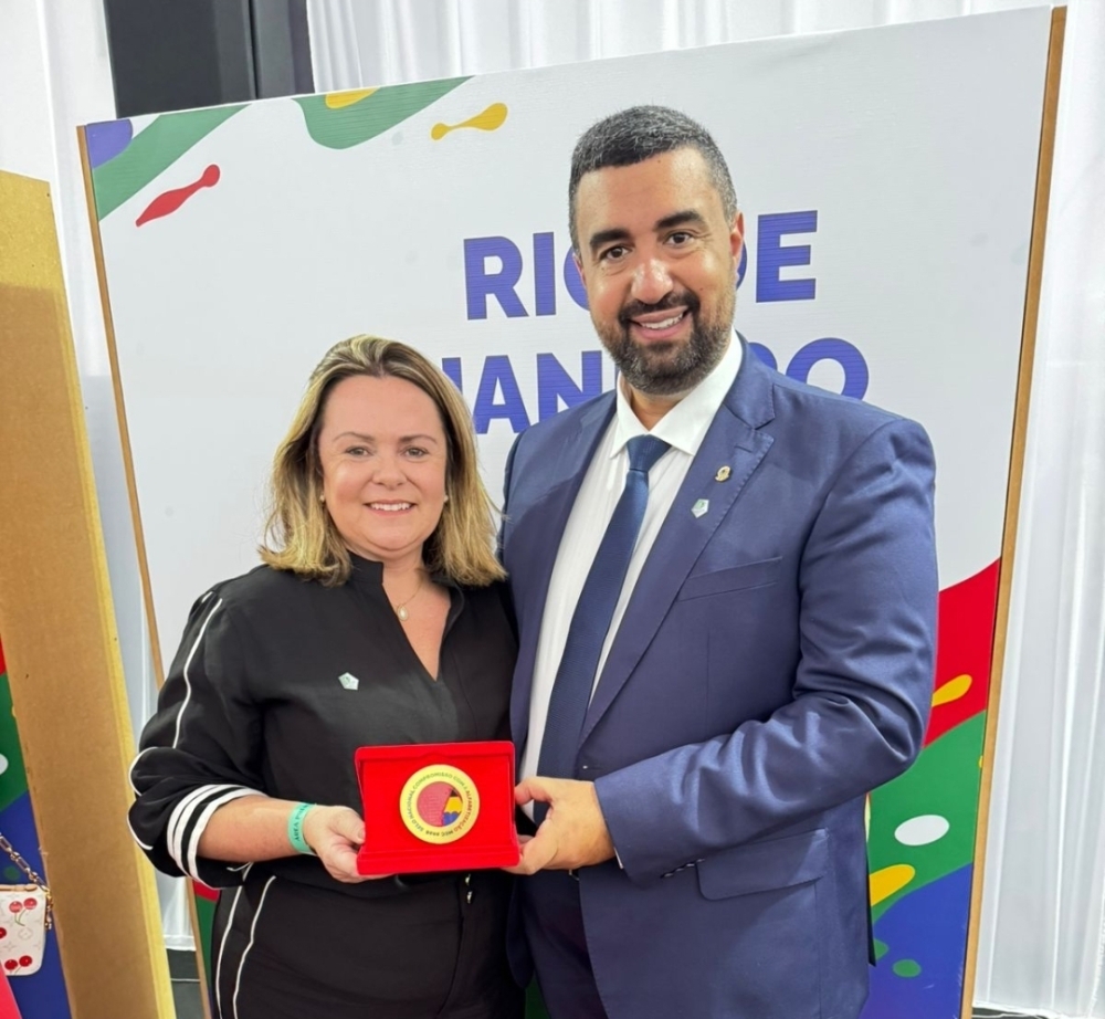 Teresópolis ganha o Selo Ouro do MEC por alfabetização infantil