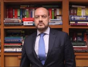 Ricardo Couto promete enxugamento; Alerj antecipa eleição para blindar seus deputados