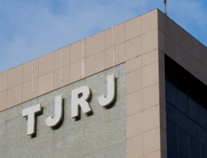 TJRJ anula eleição relâmpago de Douglas Ruas para presidência da Alerj
