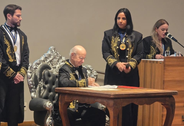 Jurista Henrique Ellery recebe Honoris Causa e Toma Posse na ABRASCI