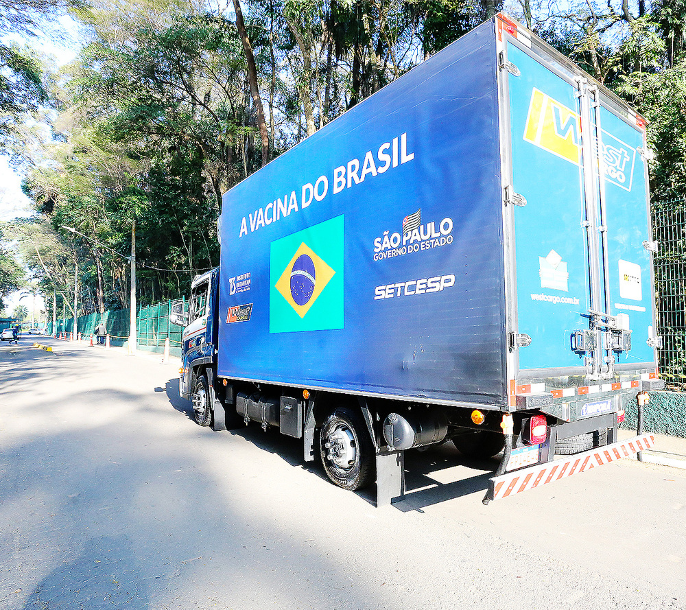Governo do Estado de São Paulo entrega mais 1 milhão de vacinas do Butantan ao Brasil
