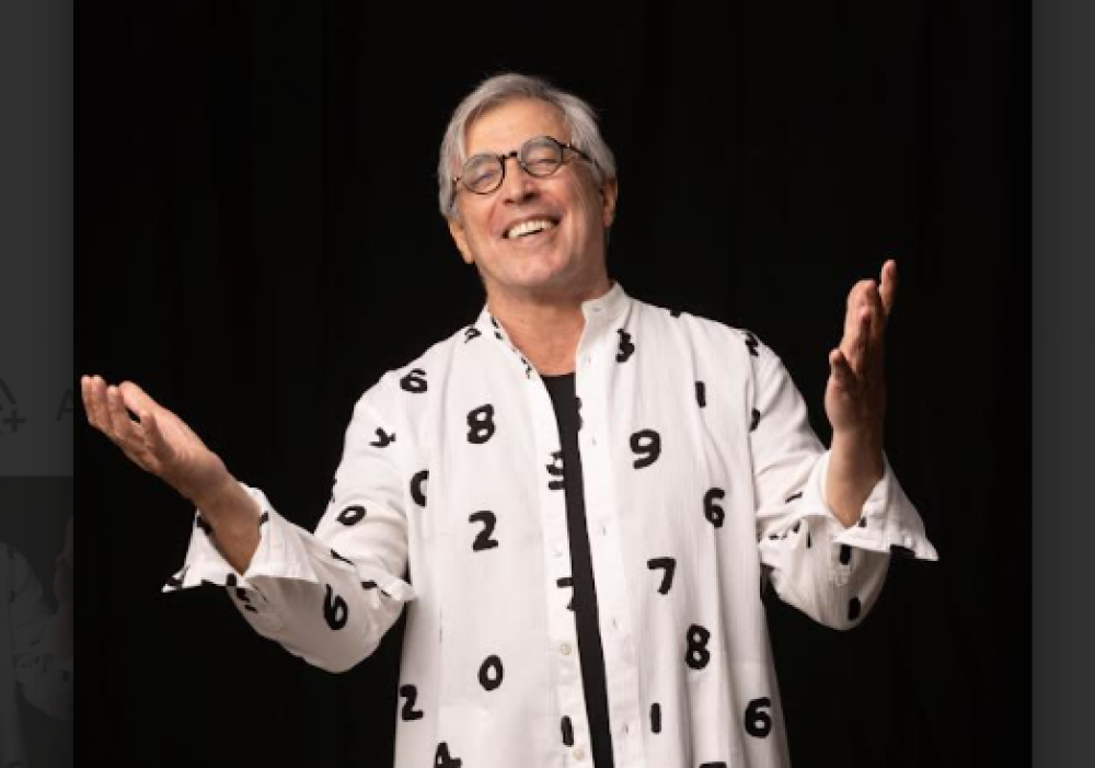 IVAN LINS  80 ANOS  Em única apresentação no dia 11 de abril  no Qualistage