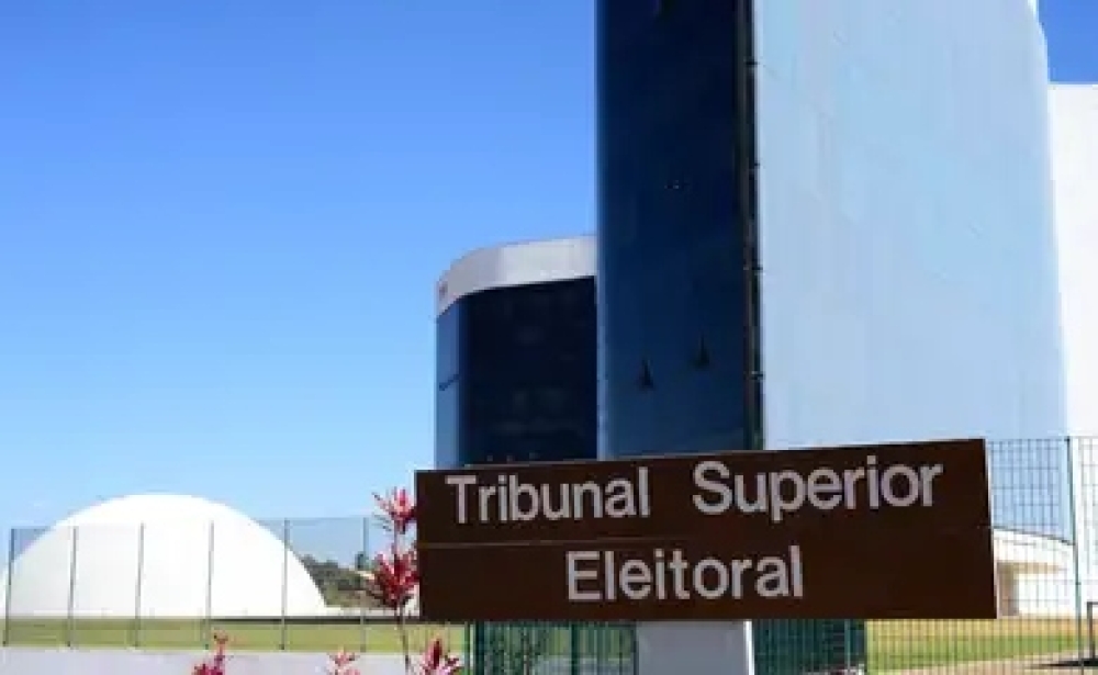 TSE aprova restrições para uso de IA nas eleições de outubro