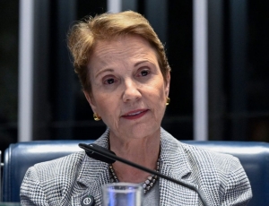 Bolsonaristas citam histórico partidário de Tereza Cristina para afastá-la da vice de Flávio
