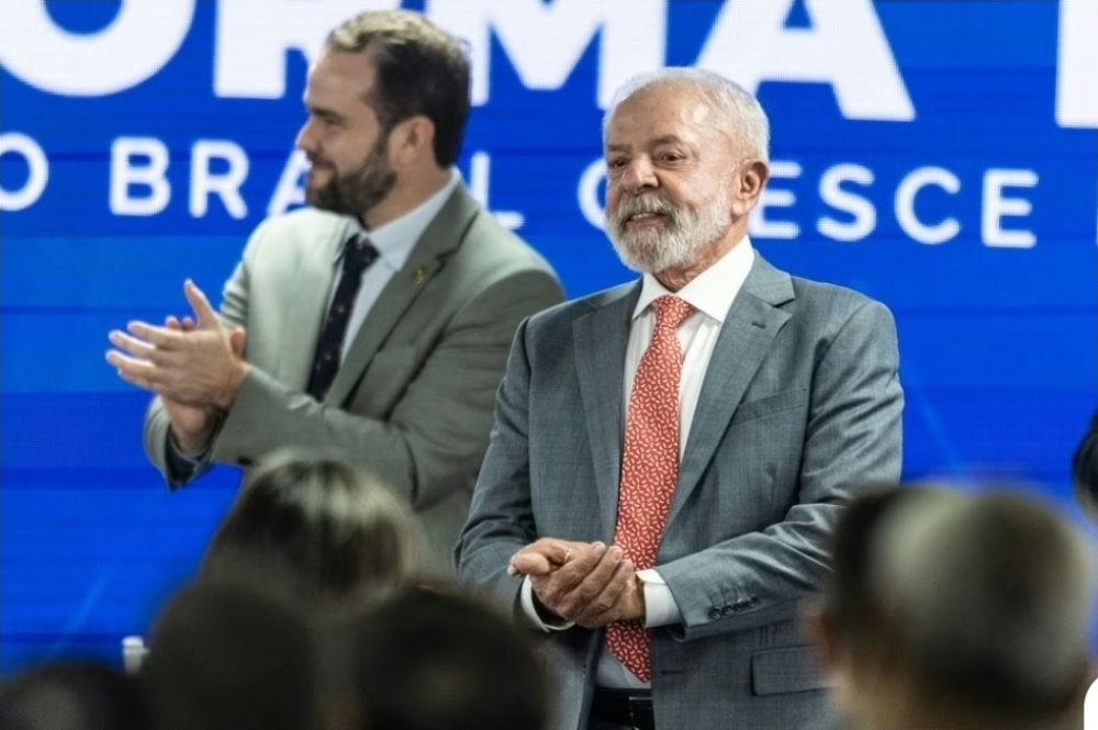 Guerra no Irã atinge o bolso do brasileiro: gasolina toca R$ 9 e governo mobiliza subsídios emergenciais