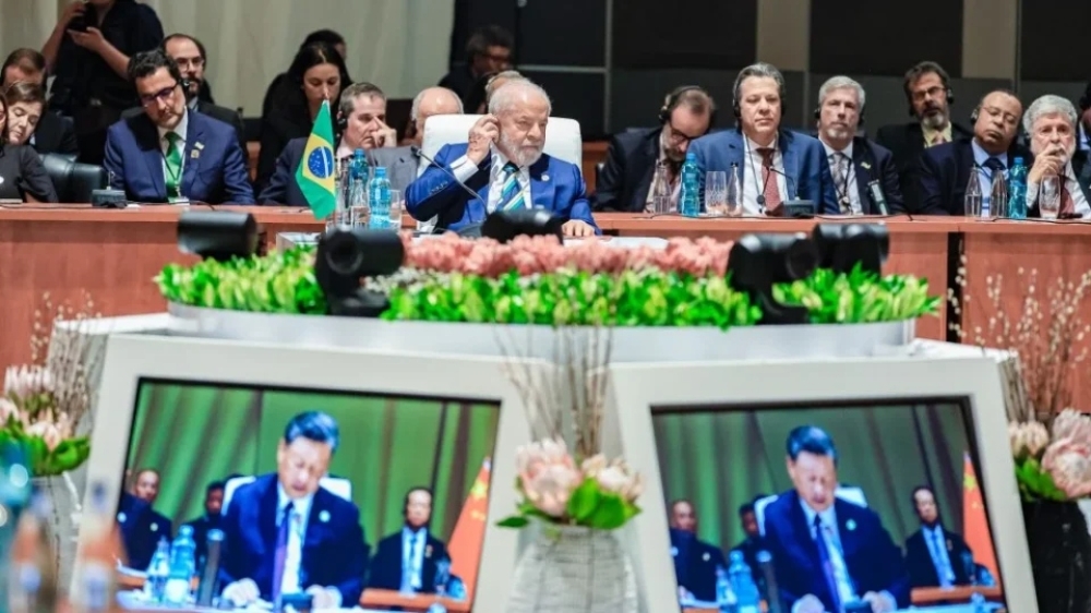 Eleição no Brasil e interferência de Trump colocam China em estado de alerta