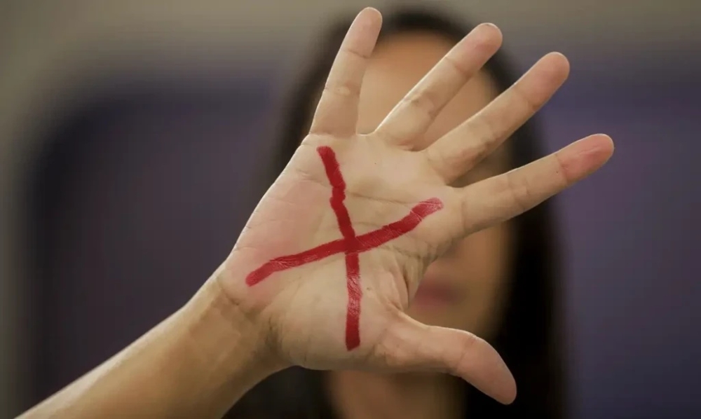 Novas leis ampliam proteção e endurecem combate à violência contra mulheres no Brasil