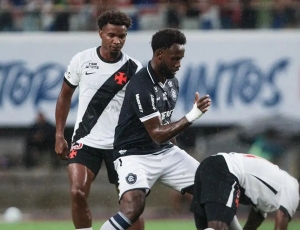 Após atraso devido à chuva, Remo e Vasco empatam pelo Brasileirão