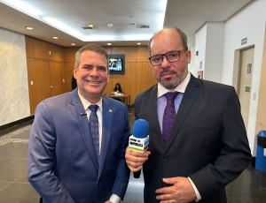 Eduardo Paes lança Rosenverg Reis para presidência da Alerj 'Candidato de consenso após afastamento de Rodrigo Bacellar'