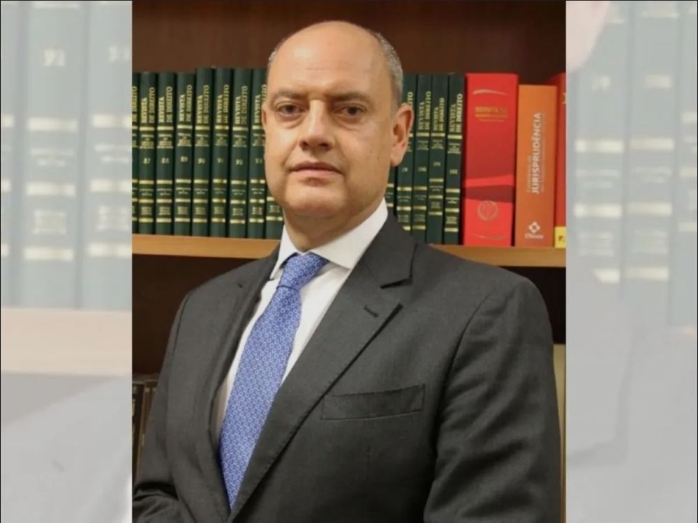 Ricardo Couto extingue 3 subsecretarias e corta 383 cargos promovendo enxugamento na máquina pública do Rio