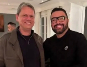 Tarcísio jantou e tirou fotos com empresário do funk preso por ligação com PCC