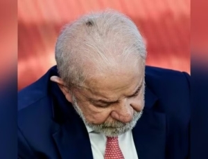 Lula realiza procedimentos médicos em hospital