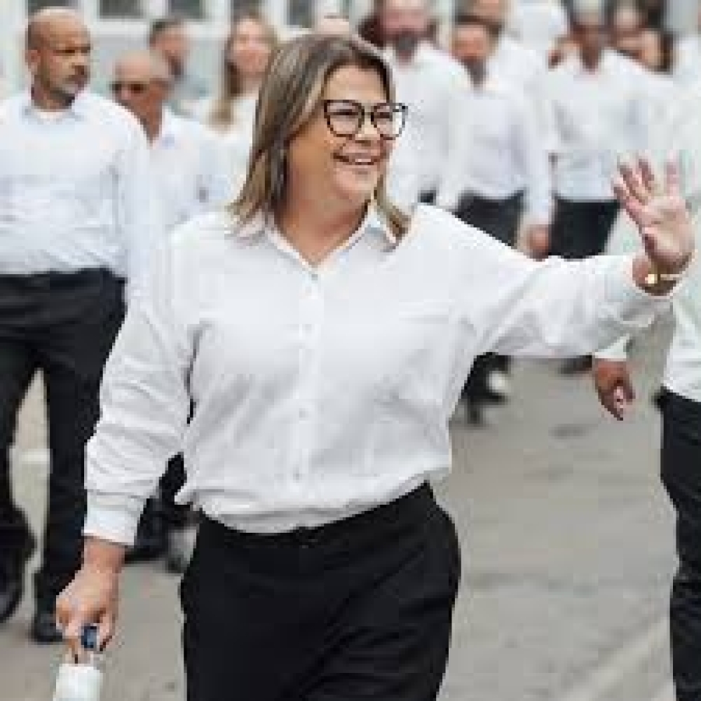 Exoneração de ex-prefeita de São Francisco de Itabapoana, Francimara Azeredo marca reestruturação do governo interino no Rio