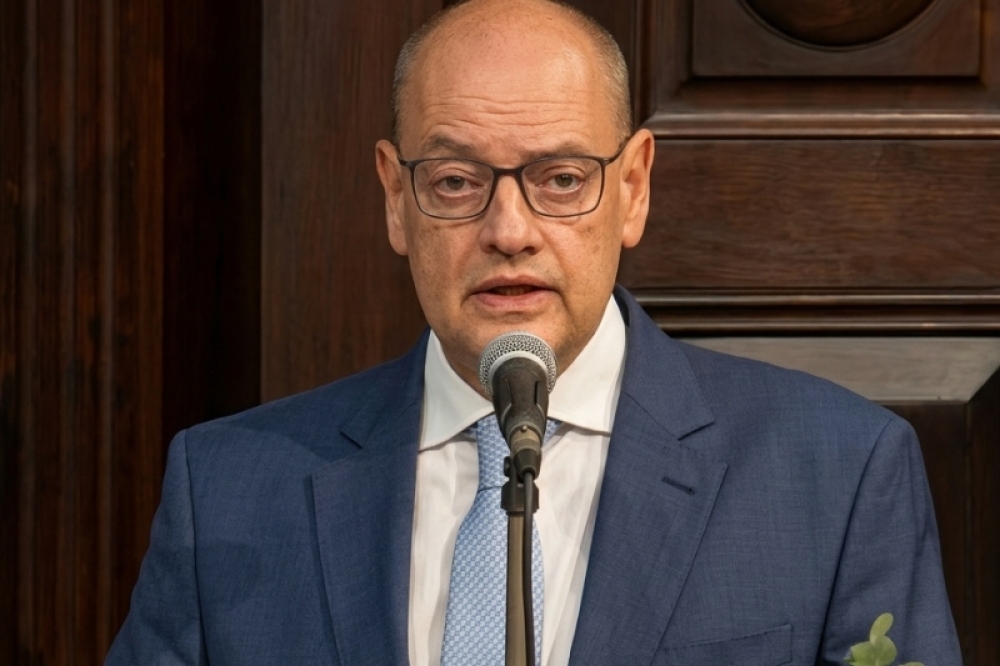 A Contradição Institucional da Gestão Ricardo Couto: Demissões em Massa e Gastos Crescentes com Privilégios no TJ-RJ