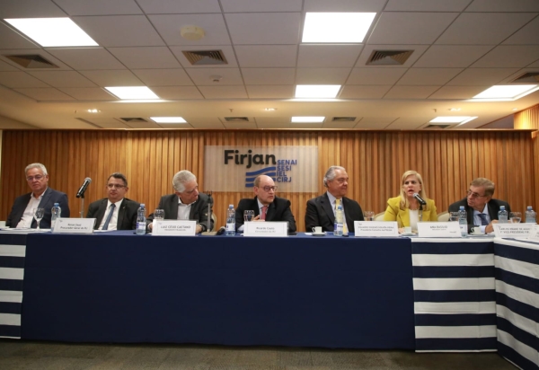 Governo do Estado, Firjan e OAB-RJ debatem redistribuição dos royalties do petróleo