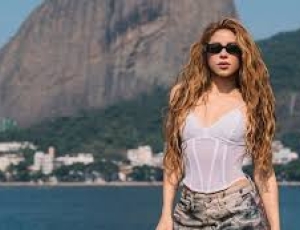 O instinto da Loba - Shakira encanta 2 milhões em Copacabana