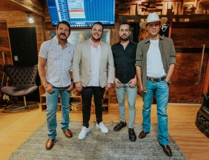 Matheus & Lorenzo lança 